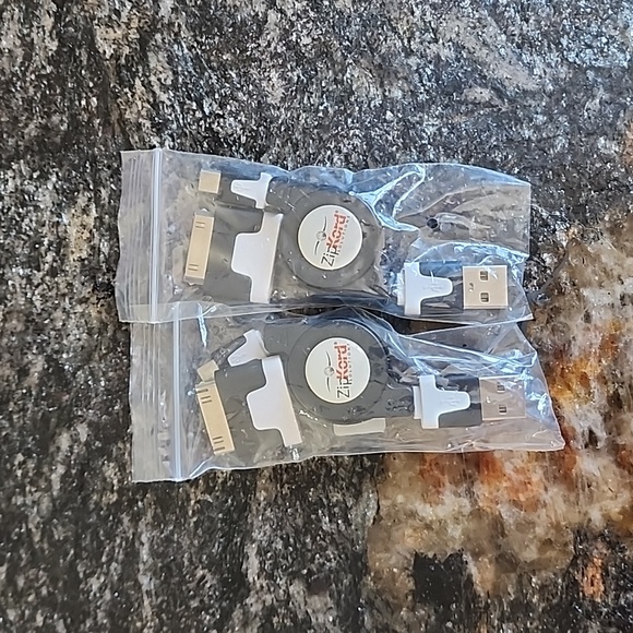 Zipkord USB to micro USB charger with 10 pin adapter - Picture 3 of 4